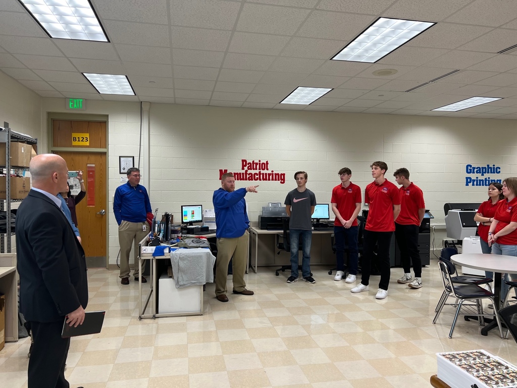 Cook Medical team members visit Patriot Manufacturing.